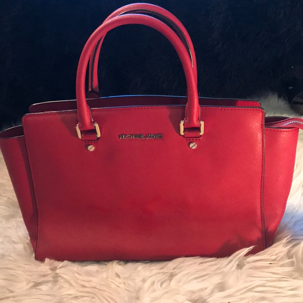 Red❤️ Michael Kors leather purse